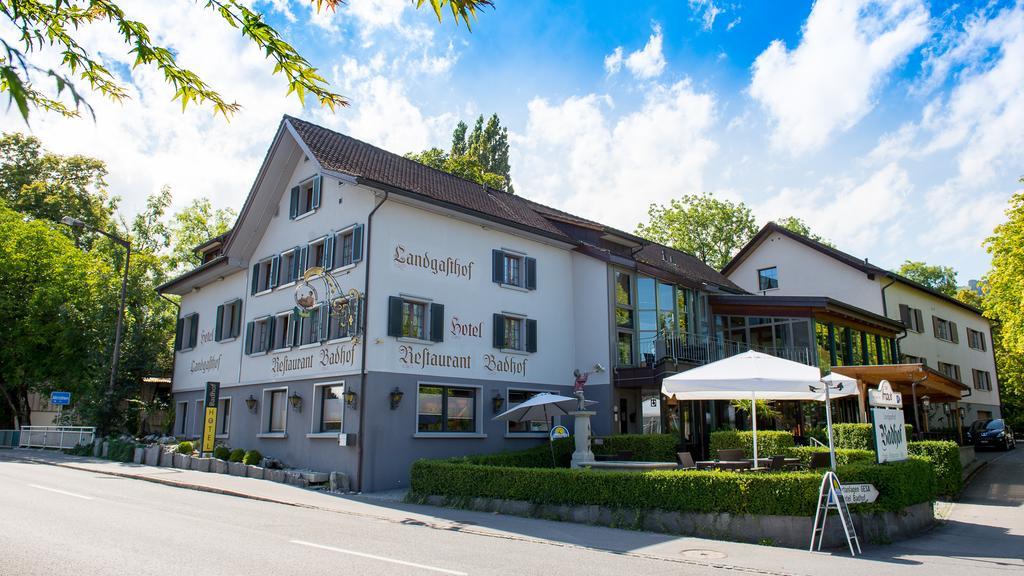 Hotel Badhof Altstatten Bagian luar foto